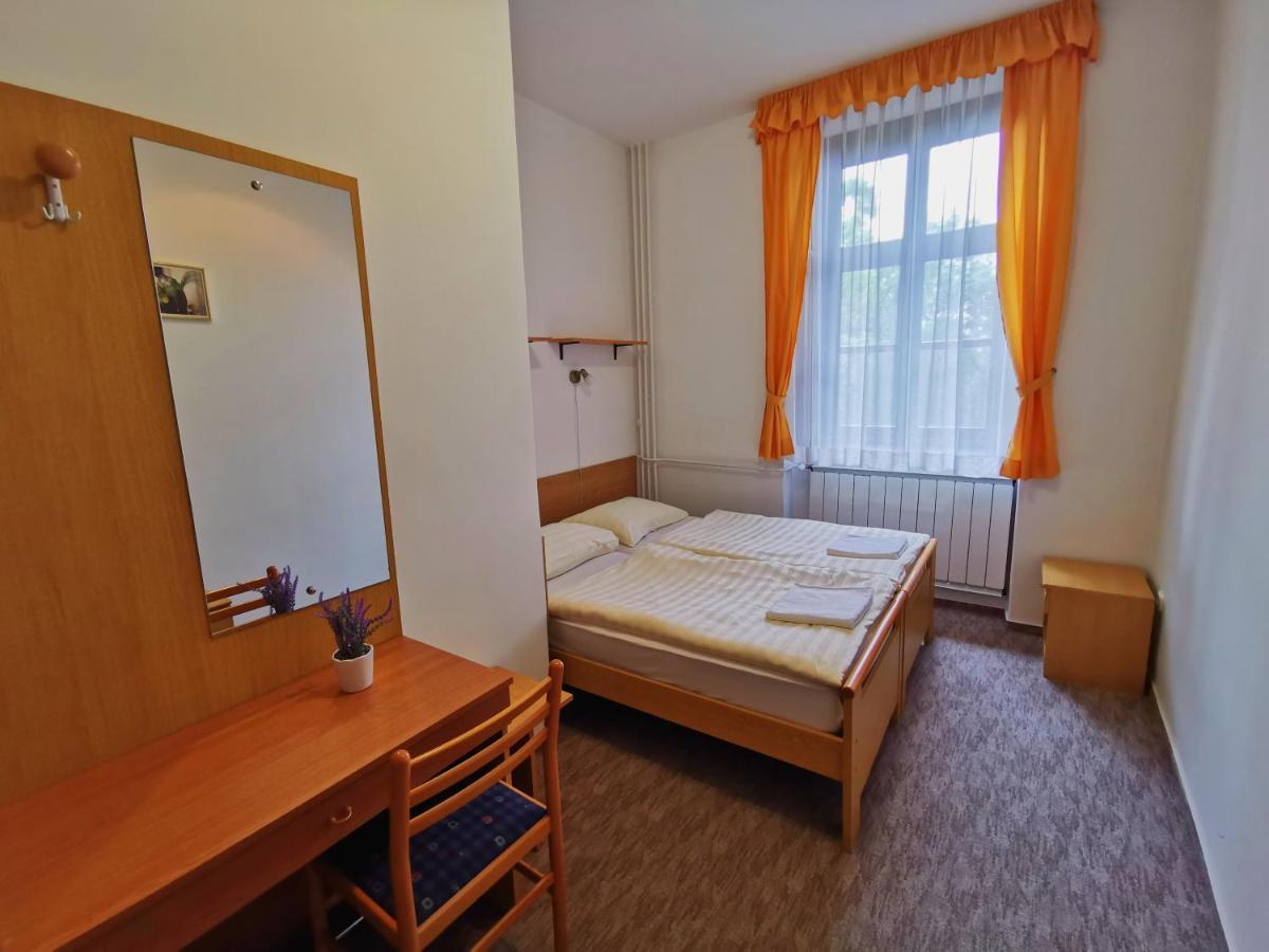 Imola Garden Vendeghaz Hotel Balatonfured Exterior photo